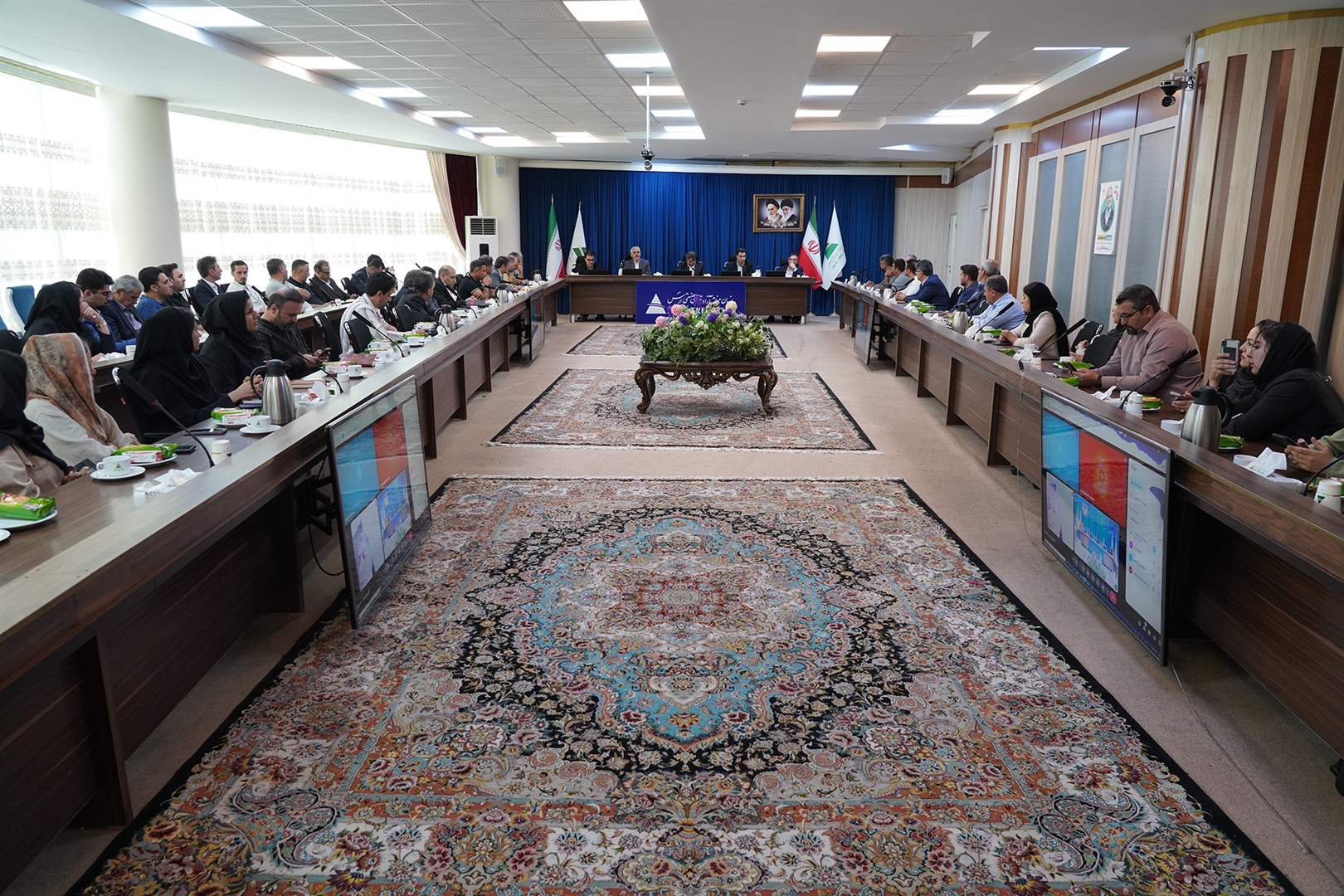 برگزاری نشست تبیین فرصت‌ها و چالش‌های موافقتنامه تجارت آزاد ایران با اتحادیه اقتصادی اوراسیا در ارس