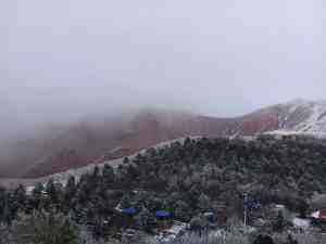 پنجه در پنجه صخره برای مبارزه با سستی ها!