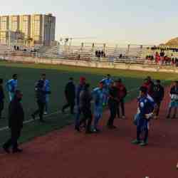 درگیری و زد و خورد در بازی لیگ استان/ داور بازی پدیده ماهان و مرند مجروح شد