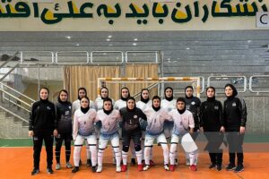 صعود نماینده استان به دور بعدی لیگ ٢