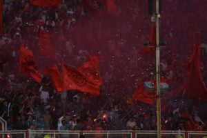 بازی‌های تراکتور – پرسپولیس تا ۲ سال بدون تماشاگر شد