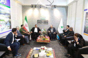 استقبال گسترده مسئولان و هیات‌های تجاری خارجی از غرفه منطقه آزاد ارس