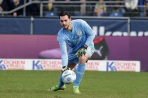 رونمایی رسمی تراکتور از جانشین بیرانوند