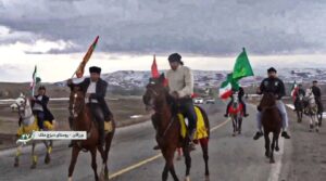 راهپیمایی اسب سواران پرچم به دست روستاهای ورزقان